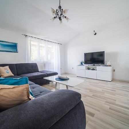 Apartment Matteo Bale Bagian luar foto